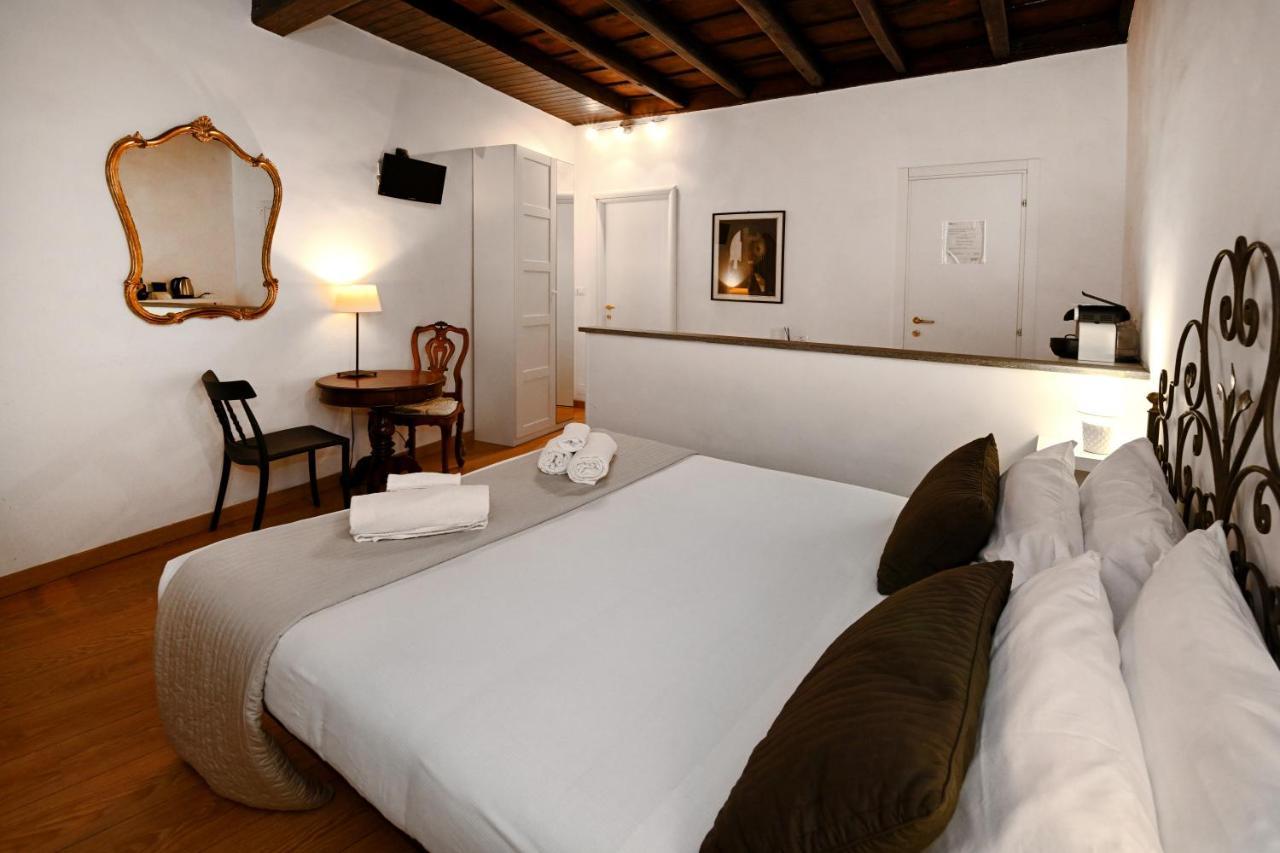 Sangallo Rooms - Residenze Romanae Экстерьер фото