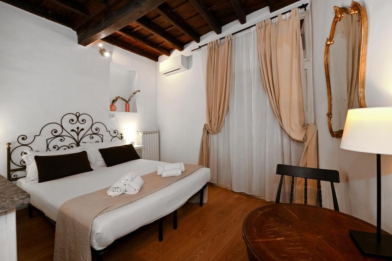Sangallo Rooms - Residenze Romanae Экстерьер фото
